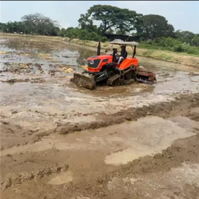 Tractor de pista amb bulldozer